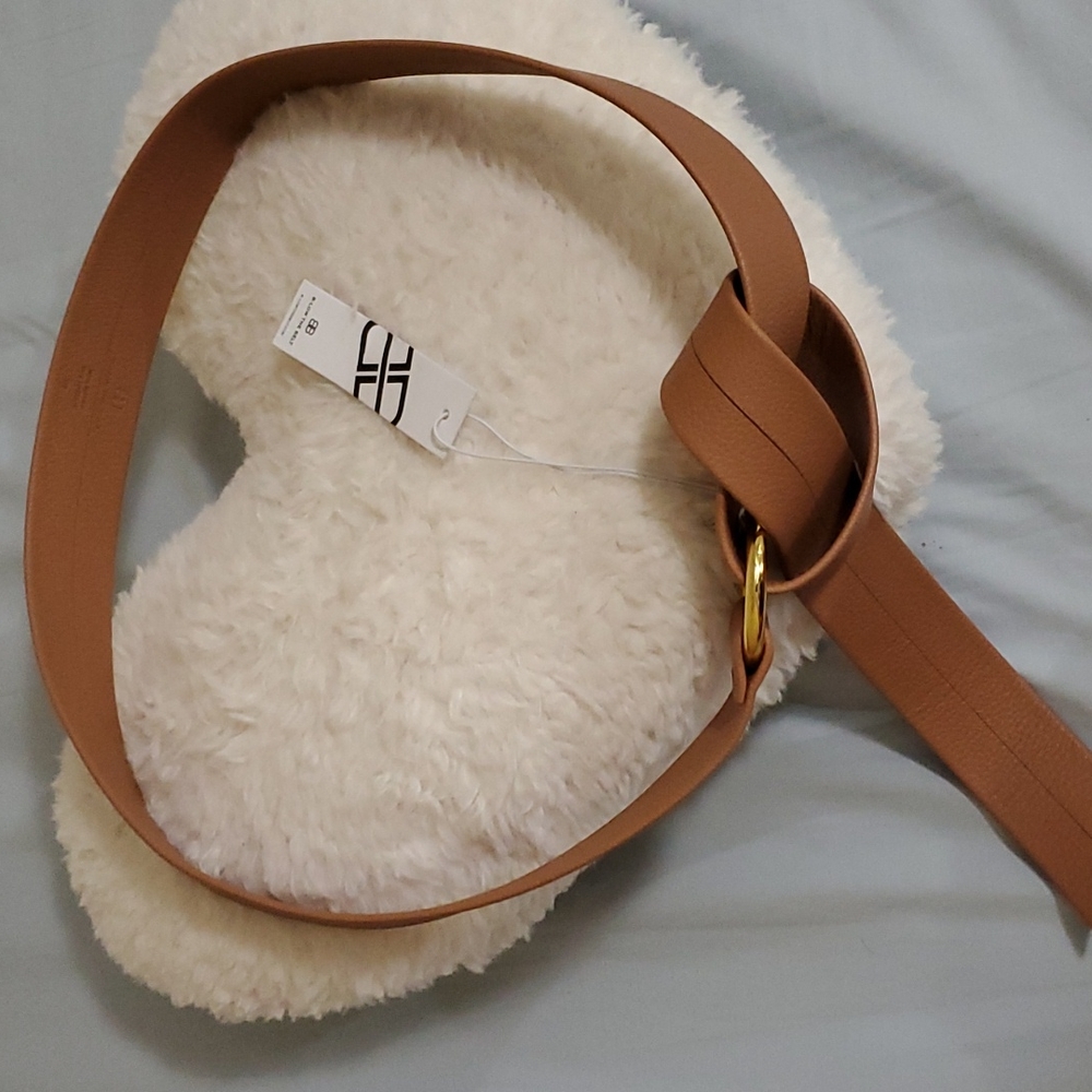 B. LOW THE BELT gorgeous style. Size L i